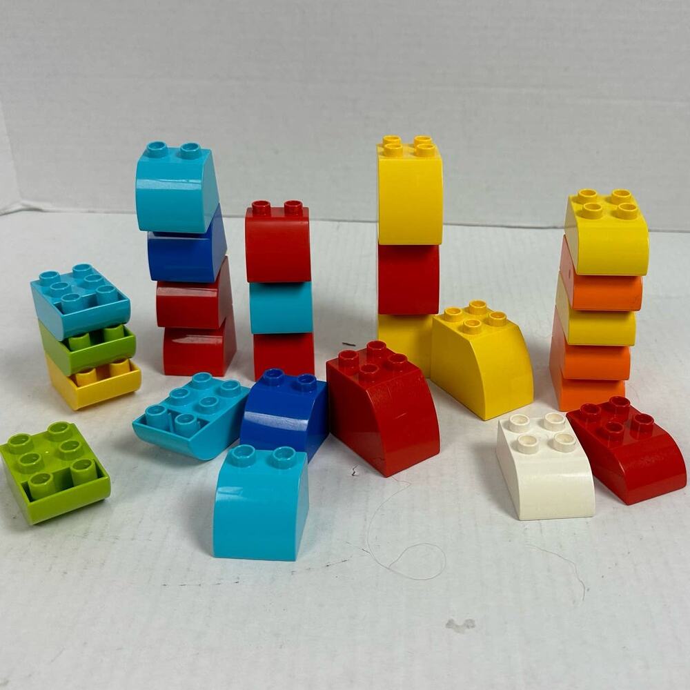Duplos Lot of 26 Curved Top Slope Blocks Bricks Assorted Sizes Colors - Picture 1 of 9